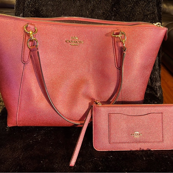 Tote with matching long slim card holder/wallet Maroon metallic, pebble leather - Picture 2 of 4